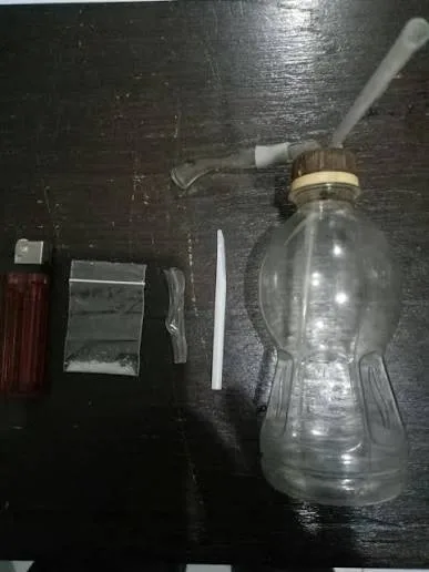 Dapat Dukungan Dari Oknum Satnarkoba Simalungun, Azay Bebas Edarkan Sabu di Palang Komplek Bukit Maraja.